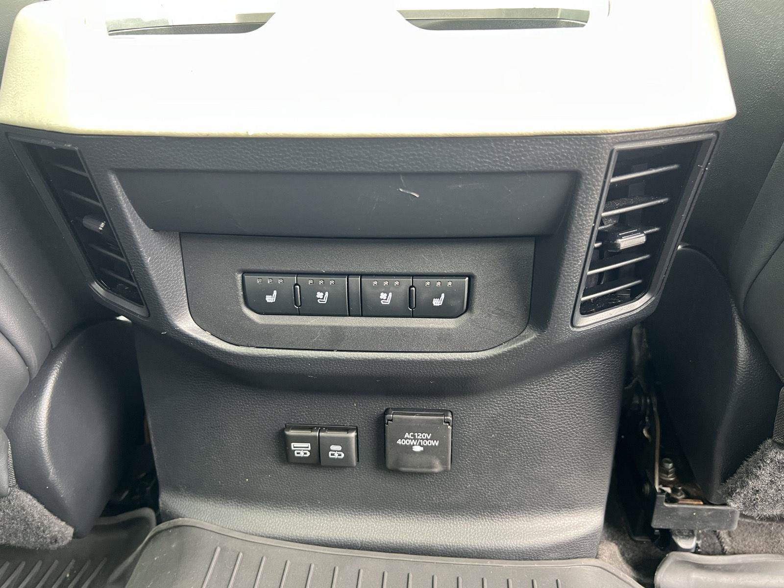 Used 2023 Toyota Tundra Capstone AWD/4WD image 17