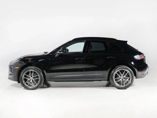 New 2026 Porsche Macan AWD/4WD image 2