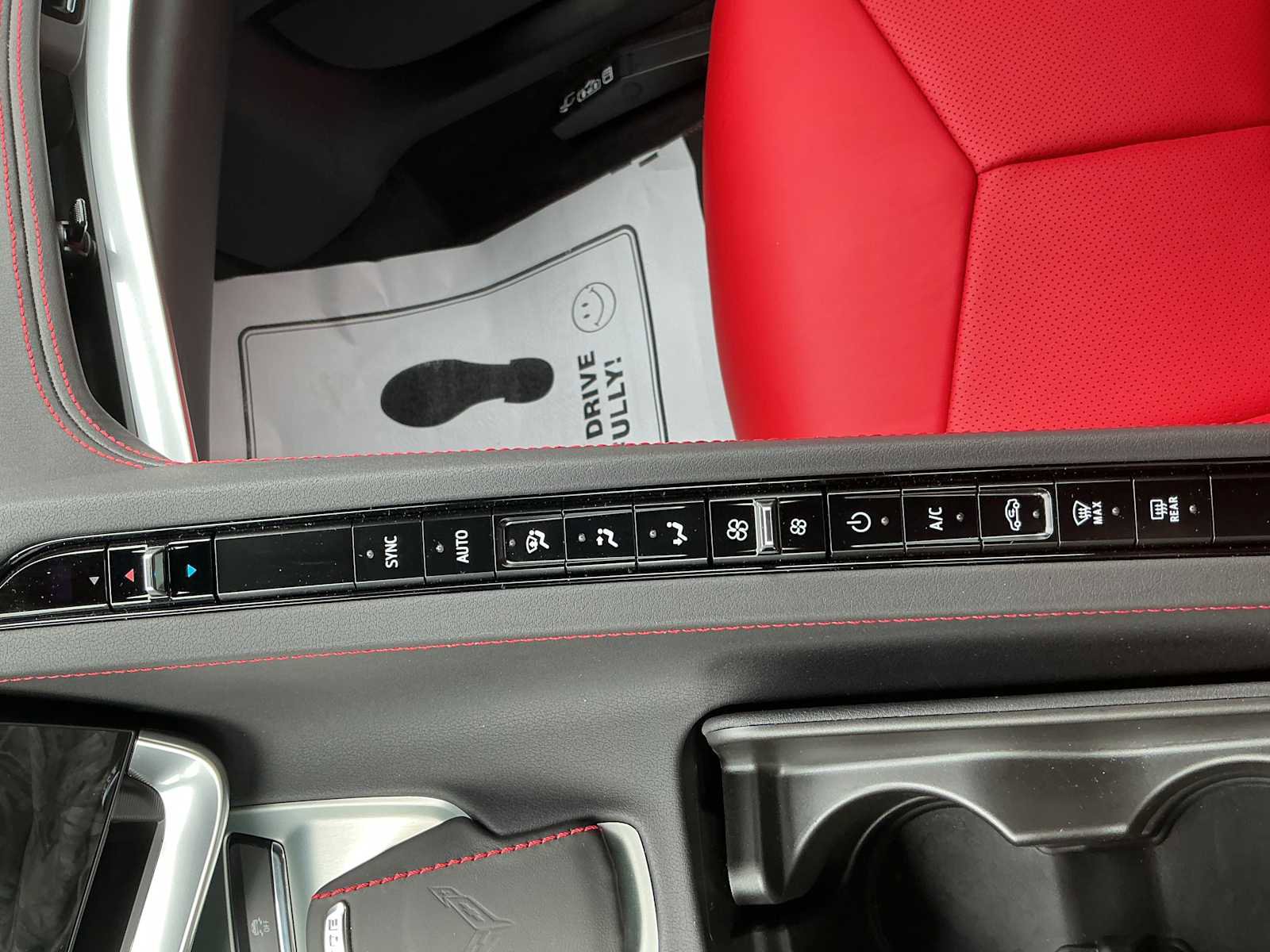 Used 2024 Chevrolet Corvette Stingray Coupe w/ 1LT image 13