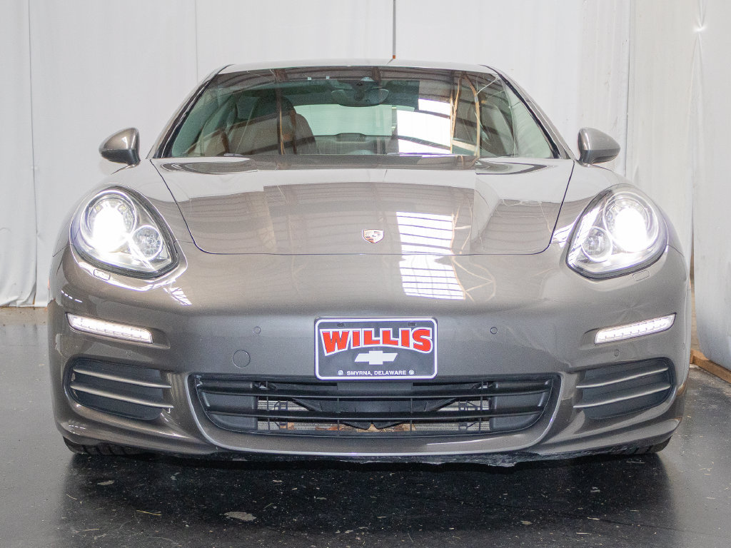 Used 2015 Porsche Panamera 4 AWD/4WD image 2