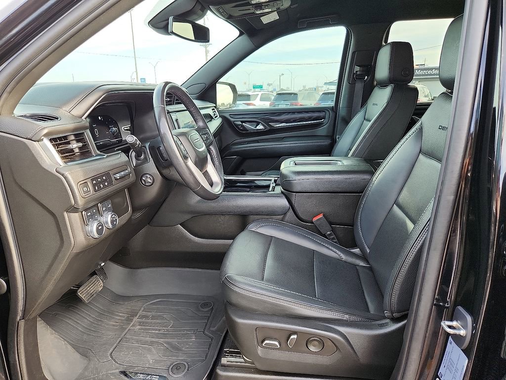 Used 2023 GMC Yukon Denali image 18