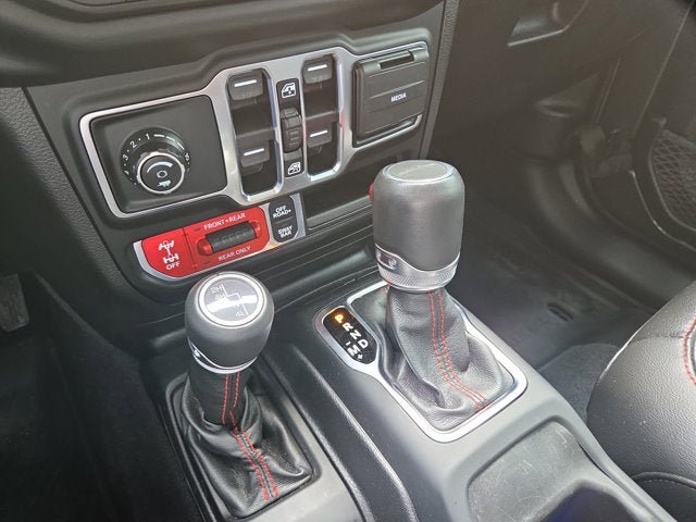 Used 2021 Jeep Gladiator Rubicon AWD/4WD image 18
