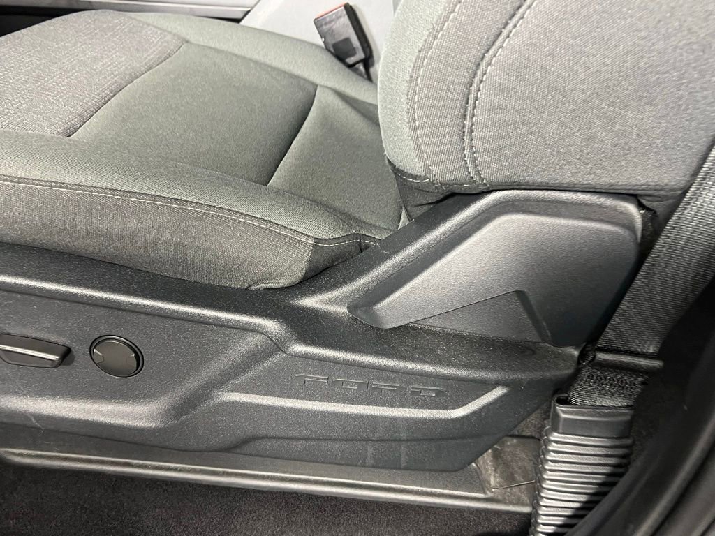 Used 2025 Ford F150 XLT w/ Equipment Group 301A Standard image 22