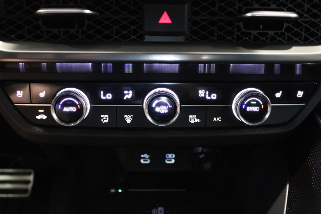 Certified 2025 Acura ADX A-Spec AWD/4WD image 9