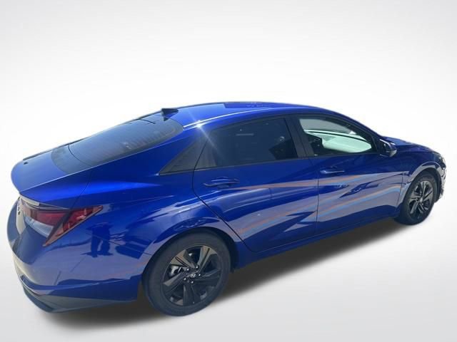 Used 2022 Hyundai Elantra SEL image 10