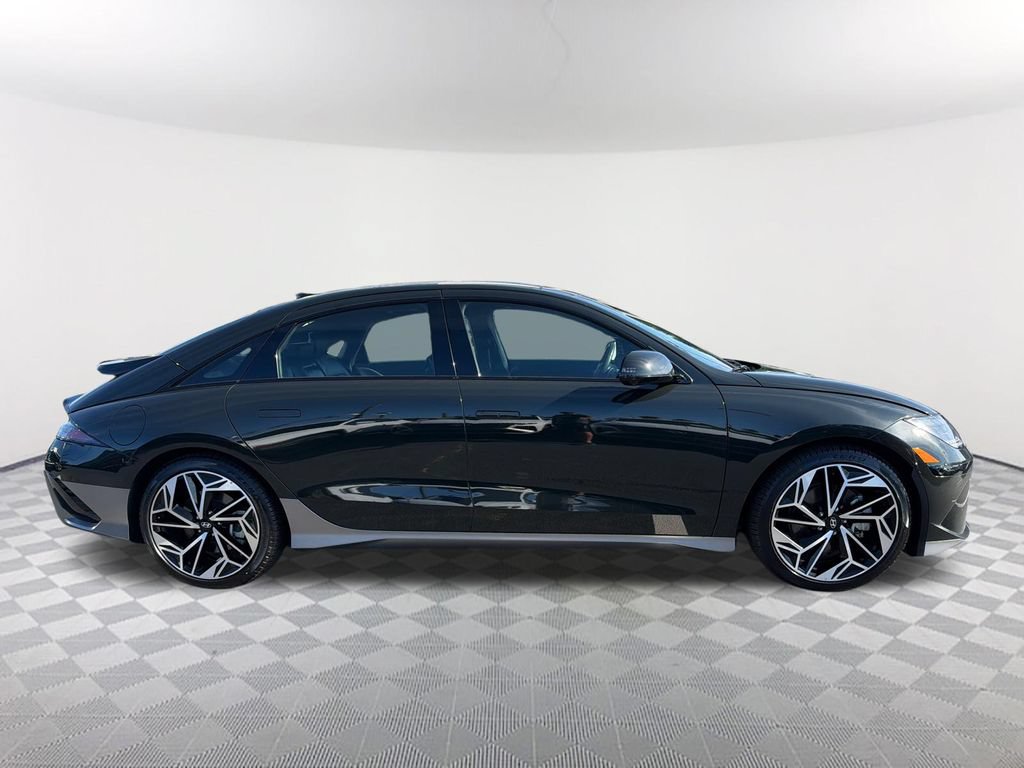 Used 2023 Hyundai Ioniq 6 Limited RWD image 4