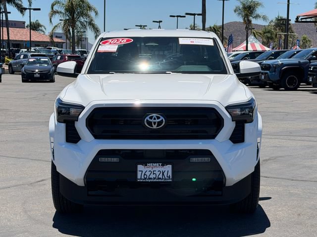 Used 2026 Toyota Tacoma SR5 AWD/4WD image 2