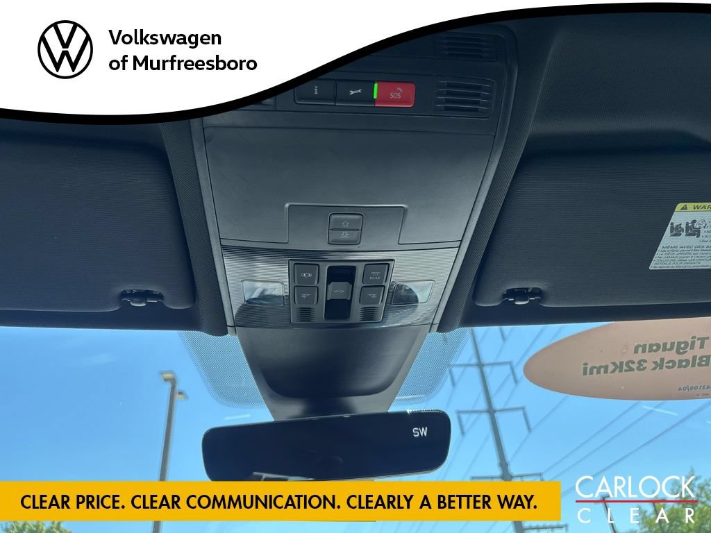 Used 2024 Volkswagen Tiguan SE R-Line FWD image 22