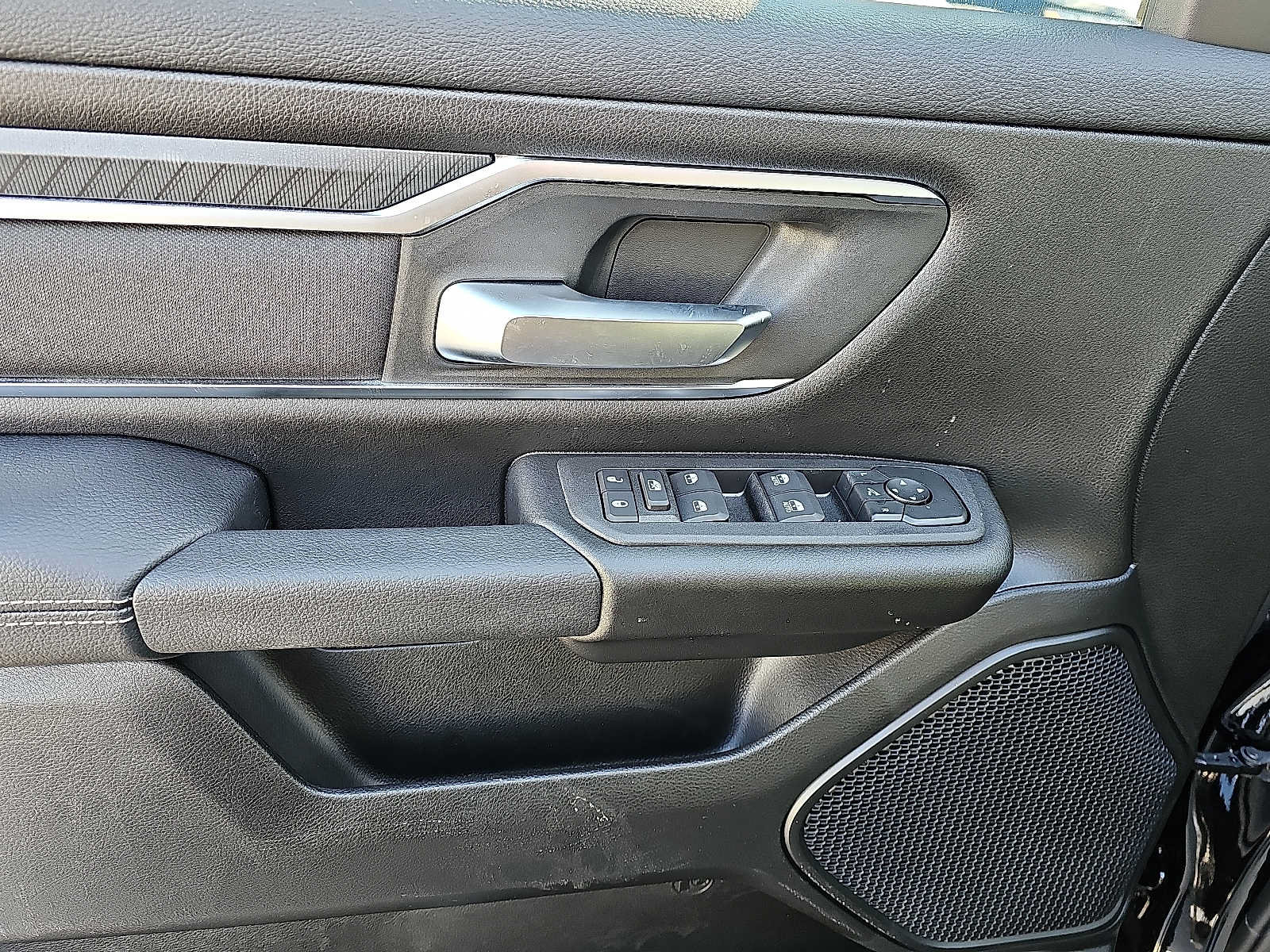New 2026 RAM 1500 Big Horn AWD/4WD image 8