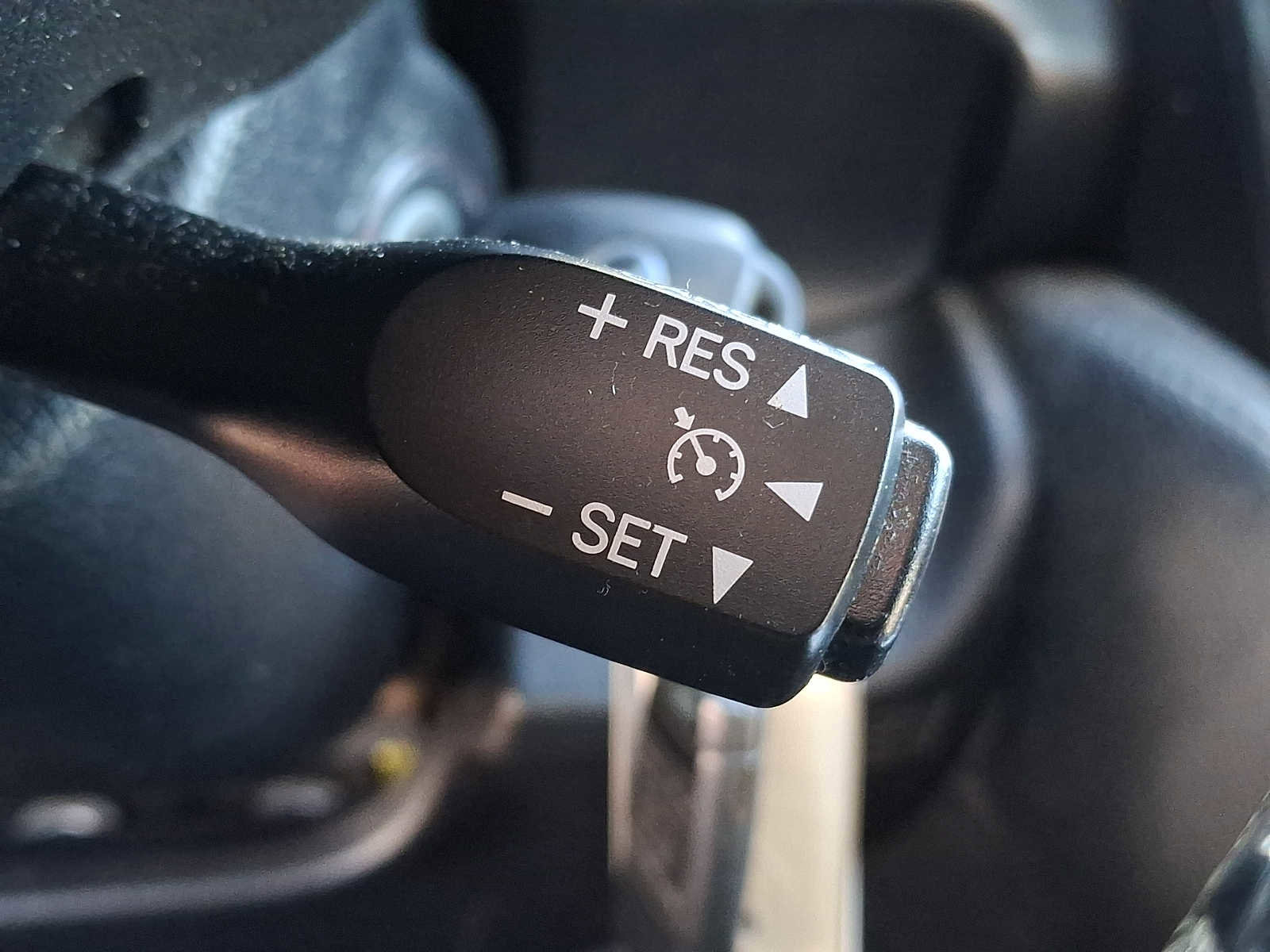 Used 2012 Toyota Camry SE image 22