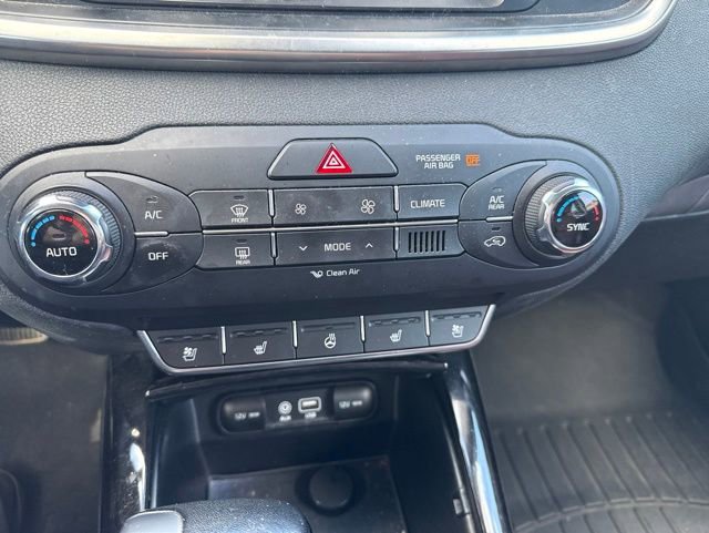 Used 2017 Kia Sorento SX AWD/4WD image 28