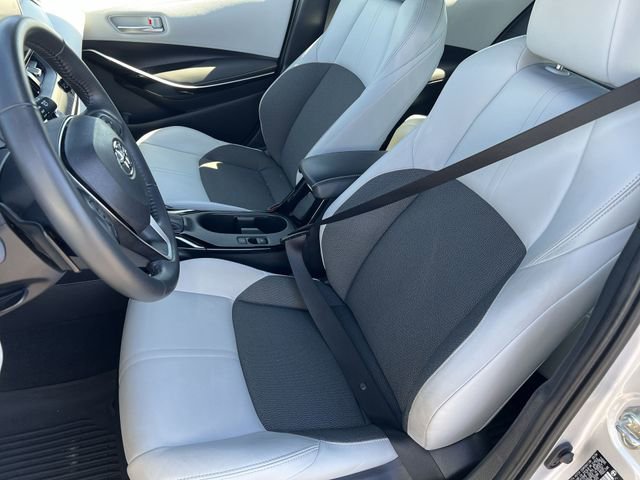 Used 2025 Toyota Corolla XSE image 27