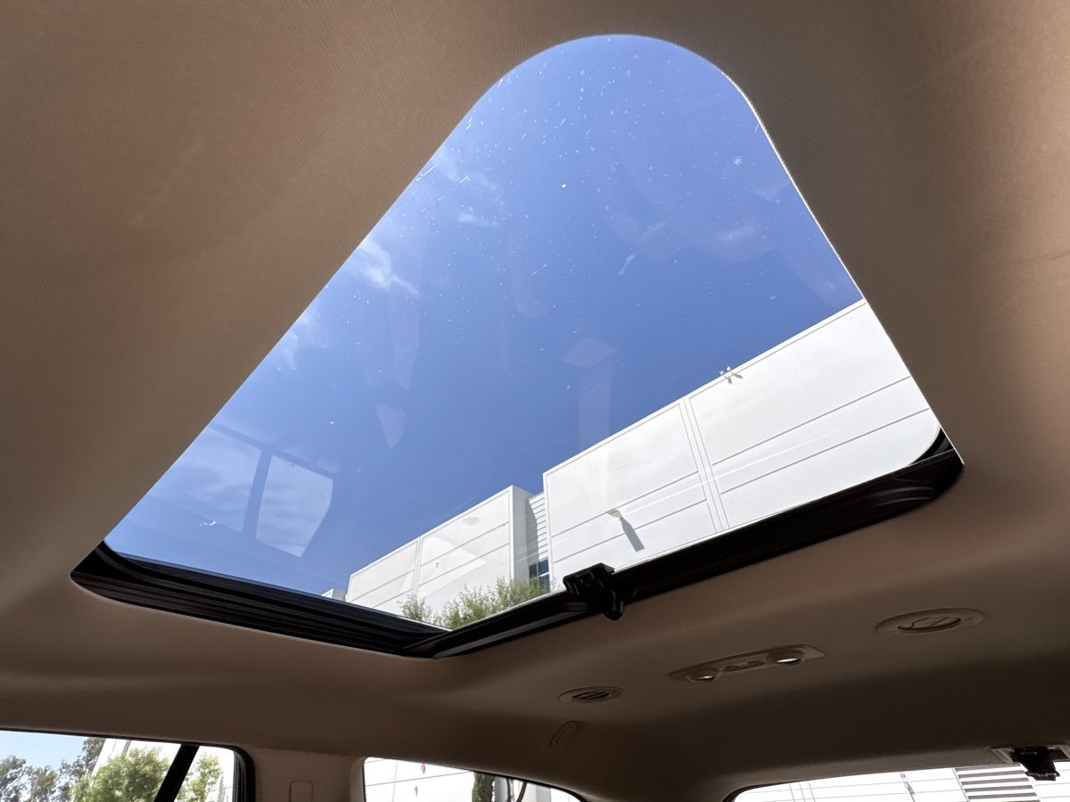 Used 2013 Buick Enclave Premium FWD image 14