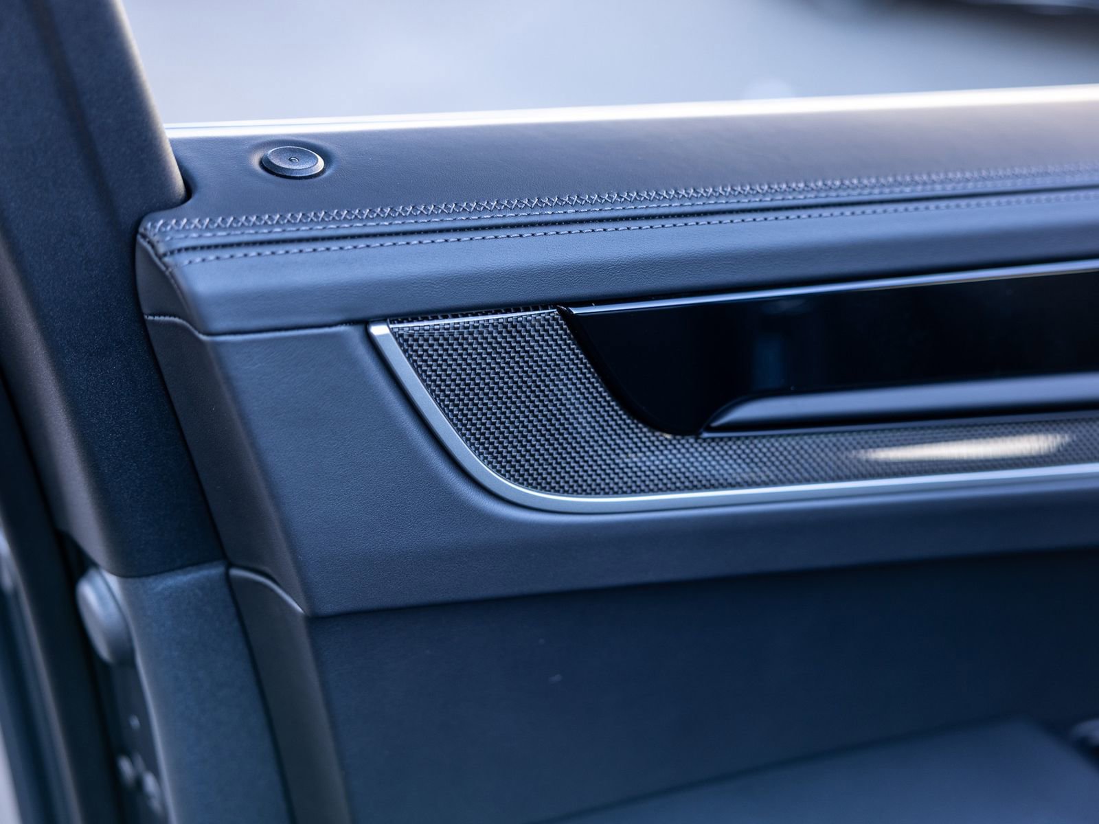 New 2026 Porsche Cayenne Turbo image 39