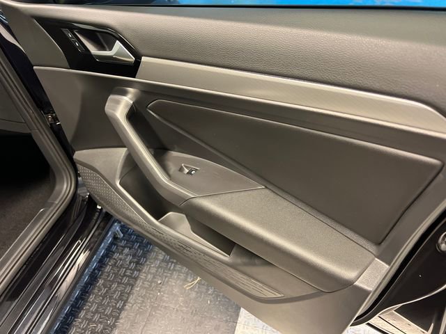 Certified 2020 Volkswagen Jetta R-Line FWD image 11