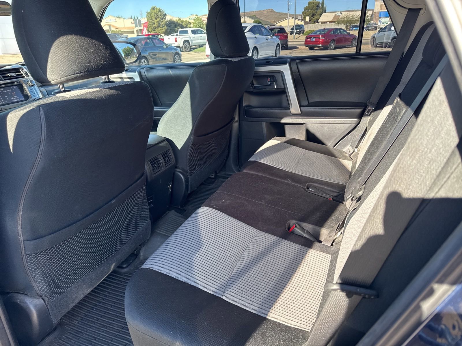 Used 2017 Toyota 4Runner SR5 image 9