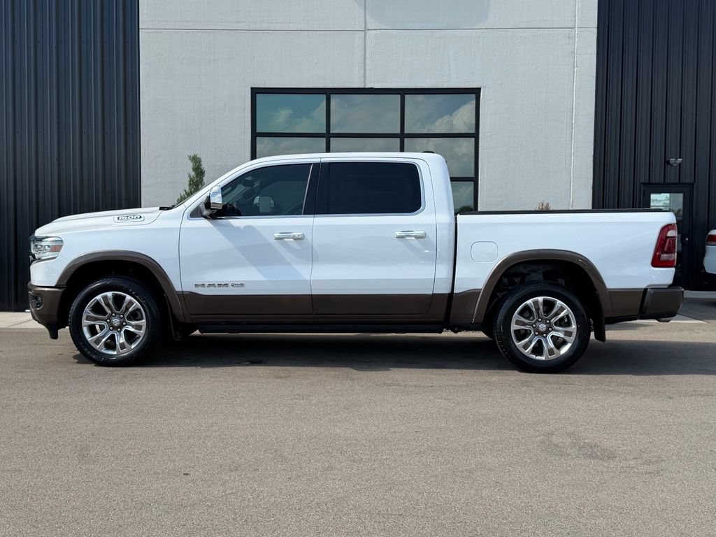Used 2022 RAM 1500 Limited AWD/4WD image 2