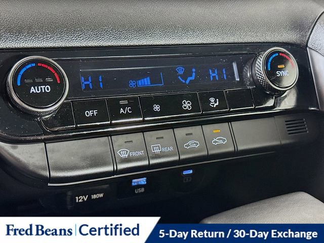 Certified 2025 Hyundai Elantra Sport image 17