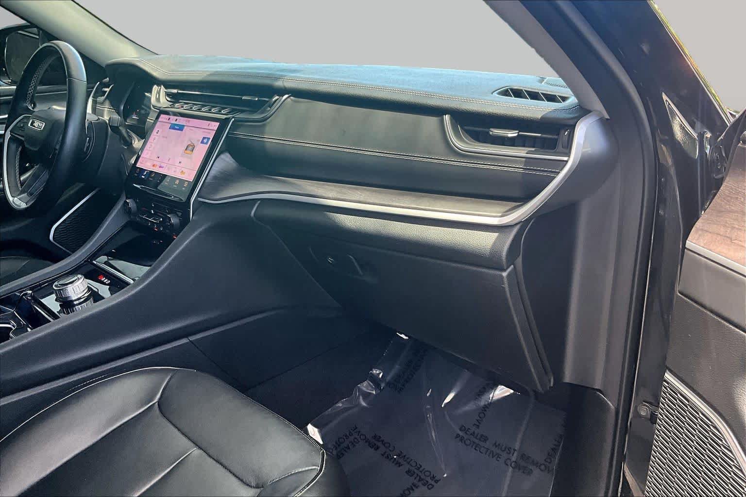 Used 2022 Jeep Grand Cherokee Limited RWD image 19