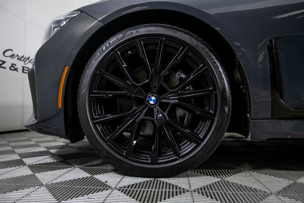 Used 2021 BMW 740i w/ M Sport Package RWD image 44