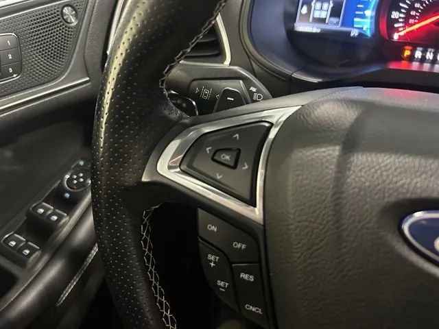 Used 2022 Ford Edge ST AWD/4WD image 30
