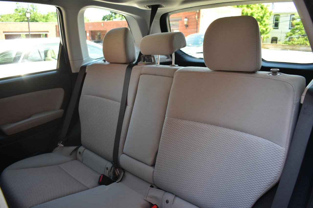Used 2016 Subaru Forester 2.5i Premium w/ All-Weather Package AWD/4WD image 14