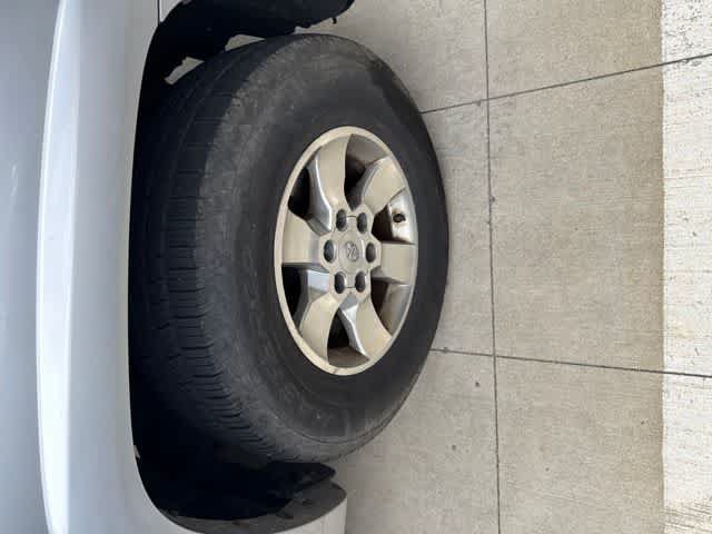 Used 2013 Toyota 4Runner SR5 w/ Convenience Pkg AWD/4WD image 7