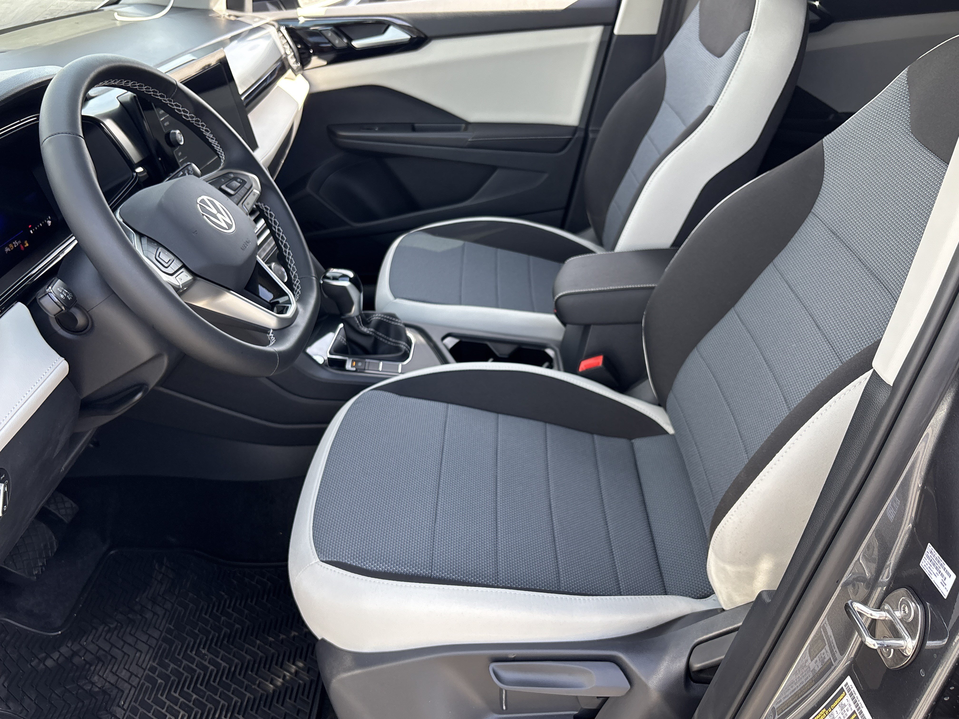 New 2026 Volkswagen Taos S FWD image 16
