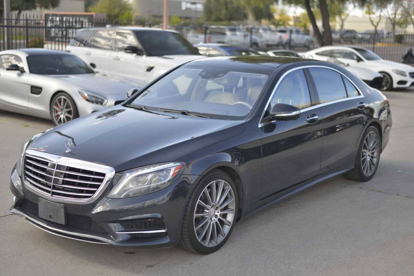 Used 2016 Mercedes-Benz S 550 Sedan w/ Sport Package w/ Sport Package image 9
