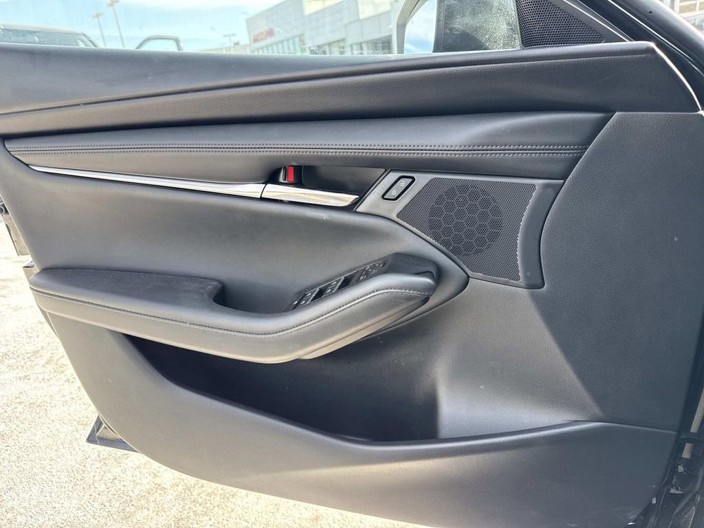 Used 2025 MAZDA MAZDA3 s image 26