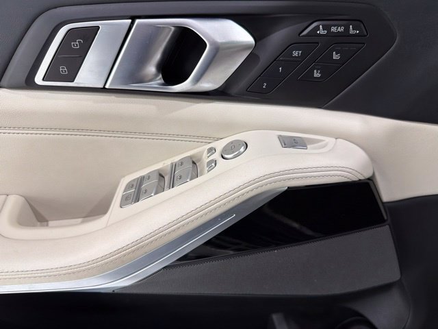 Certified 2024 BMW X7 xDrive40i w/ Executive Package AWD/4WD image 11