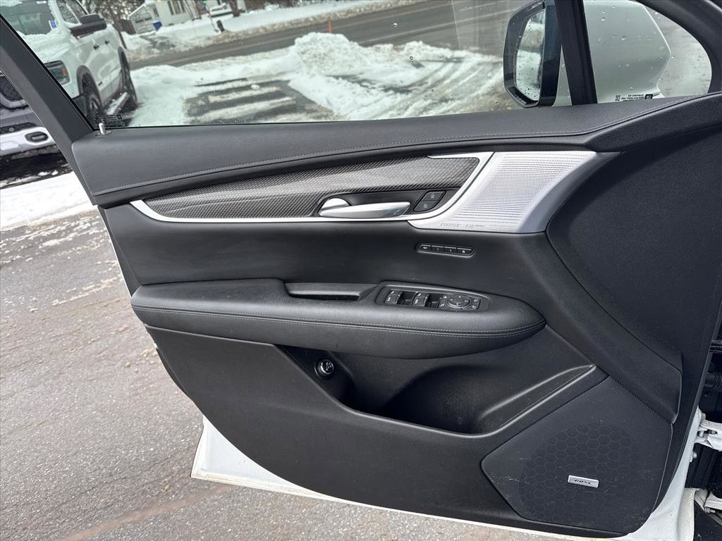 Used 2021 Cadillac XT5 Sportv w/ LPO, Floor Liner Package image 22