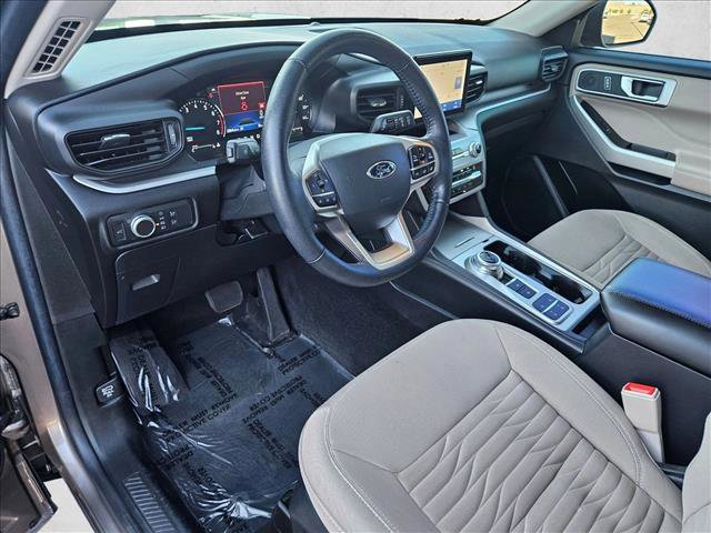 Used 2021 Ford Explorer XLT image 10
