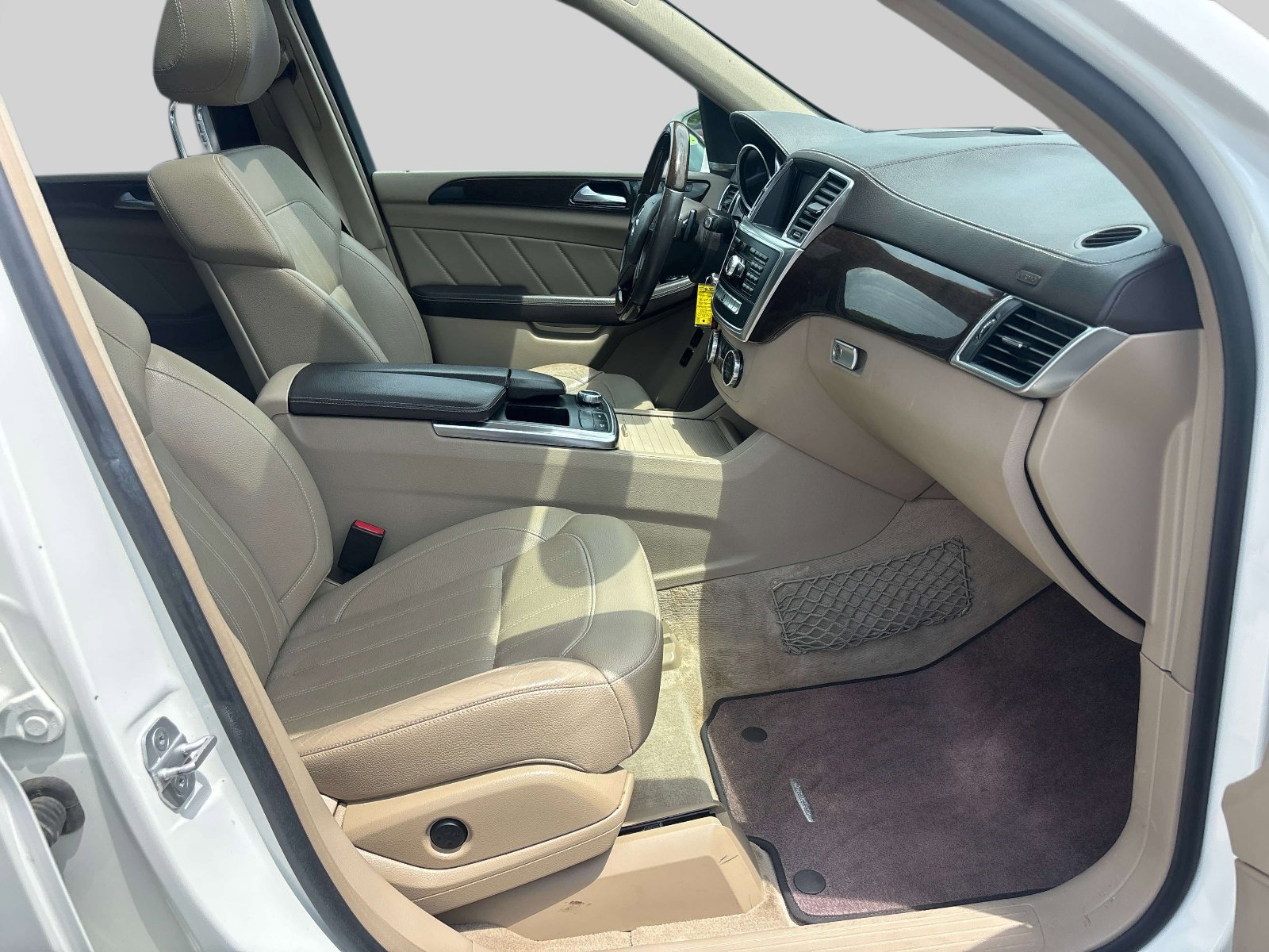 Used 2015 Mercedes-Benz GL 450 4MATIC image 16