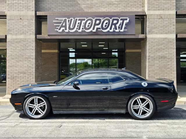 Used 2015 Dodge Challenger R/T Plus RWD image 5
