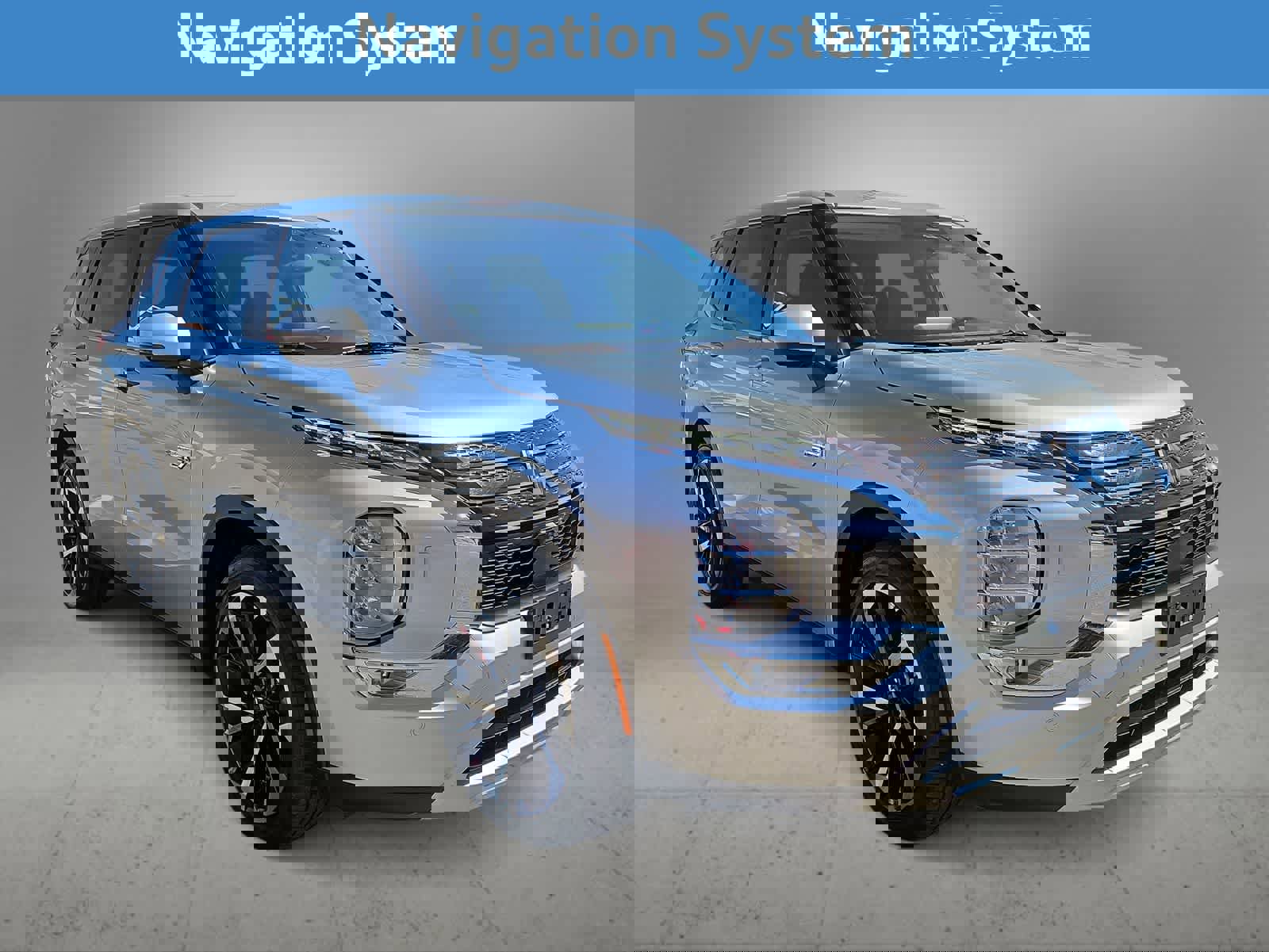 Used 2023 Mitsubishi Outlander SE image 3