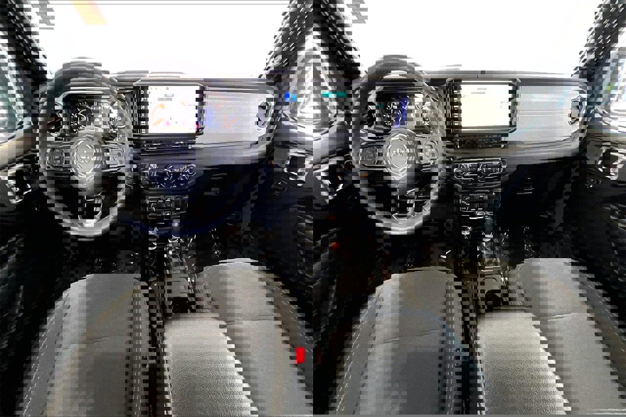 Used 2024 Jeep Wrangler Sport S image 15