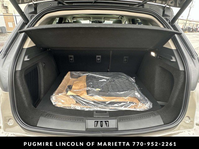 New 2026 Lincoln Corsair Premiere image 18