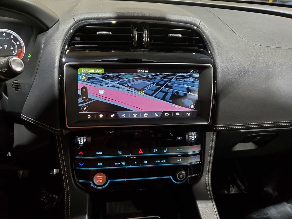 Used 2017 Jaguar F-PACE S image 30