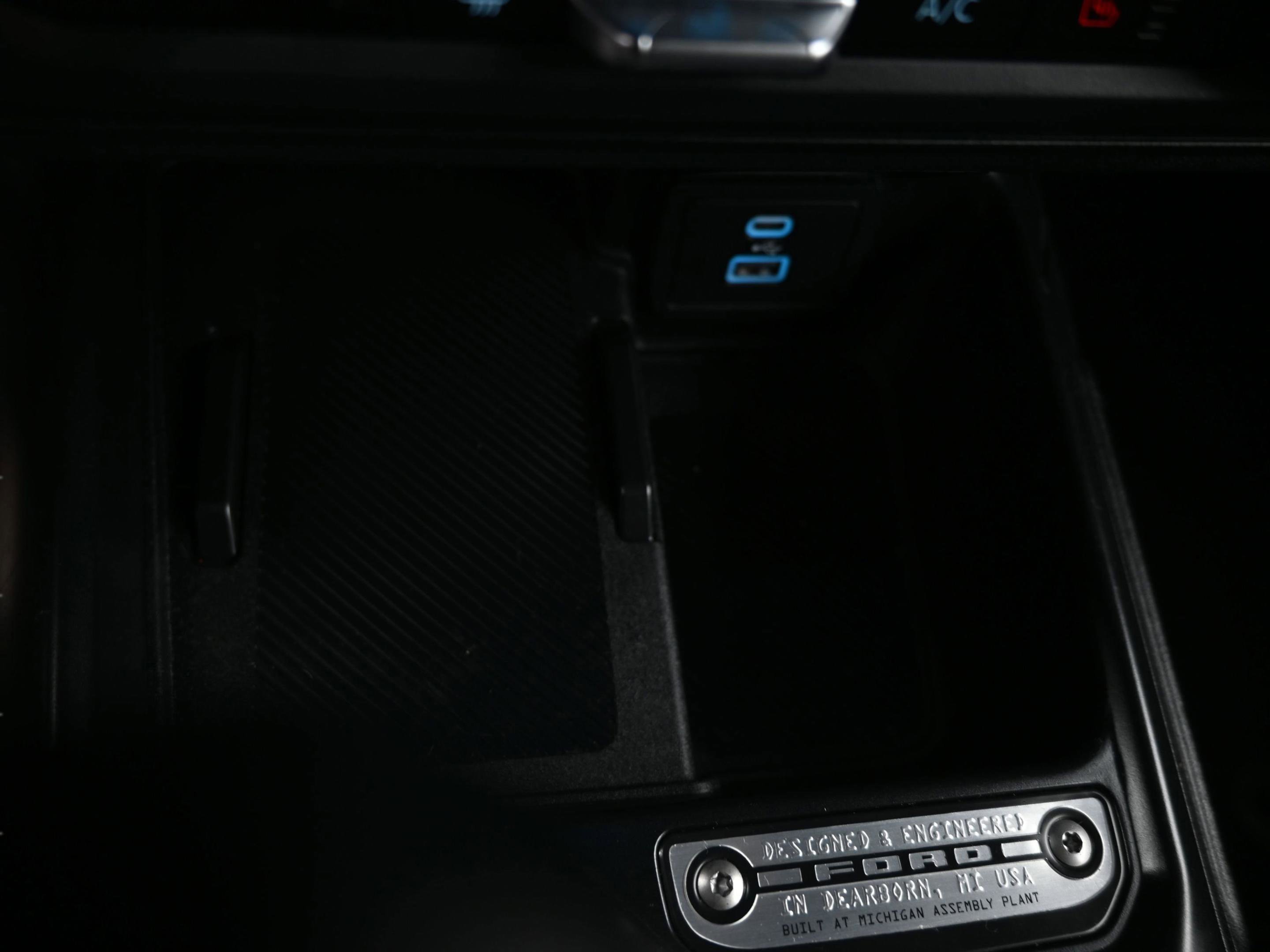 Used 2025 Ford Bronco Outer Banks image 49