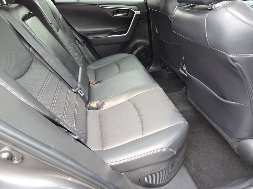 Used 2022 Toyota RAV4 Limited AWD/4WD image 27