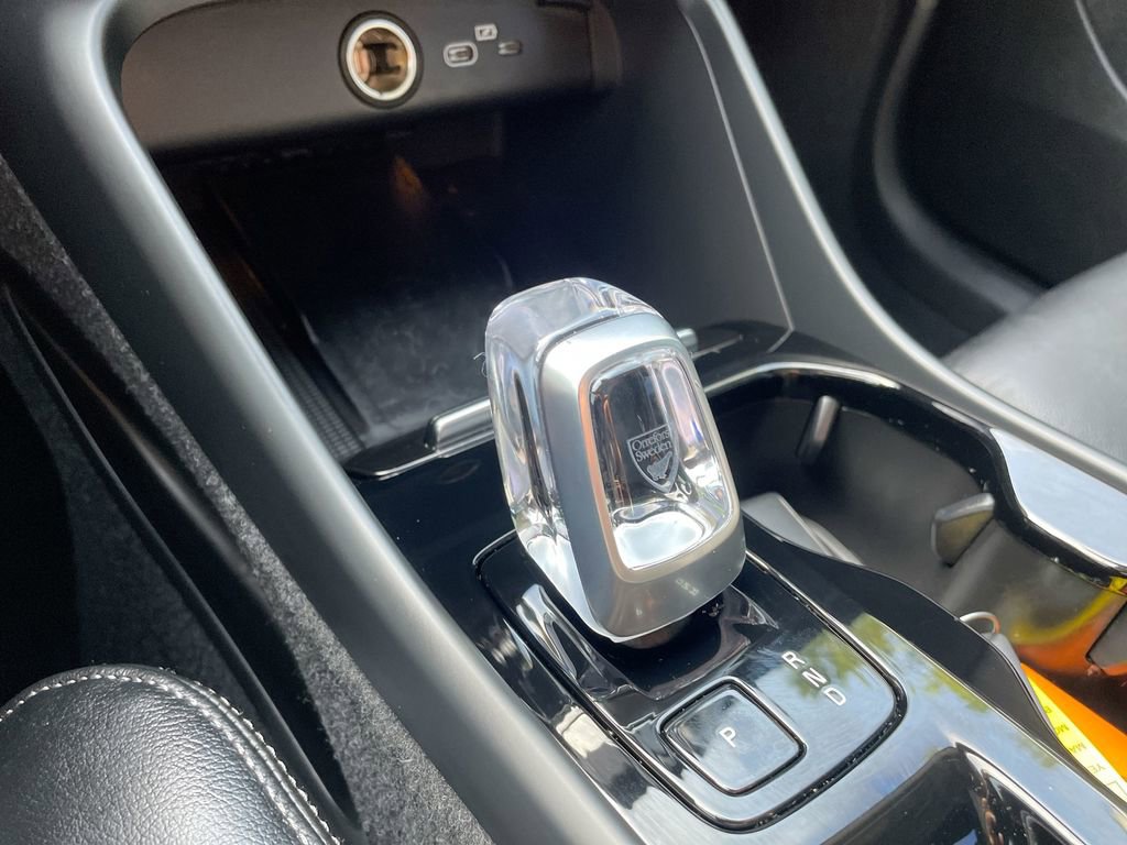 Used 2023 Volvo XC40 B5 Plus w/ Protection Package Premier image 96