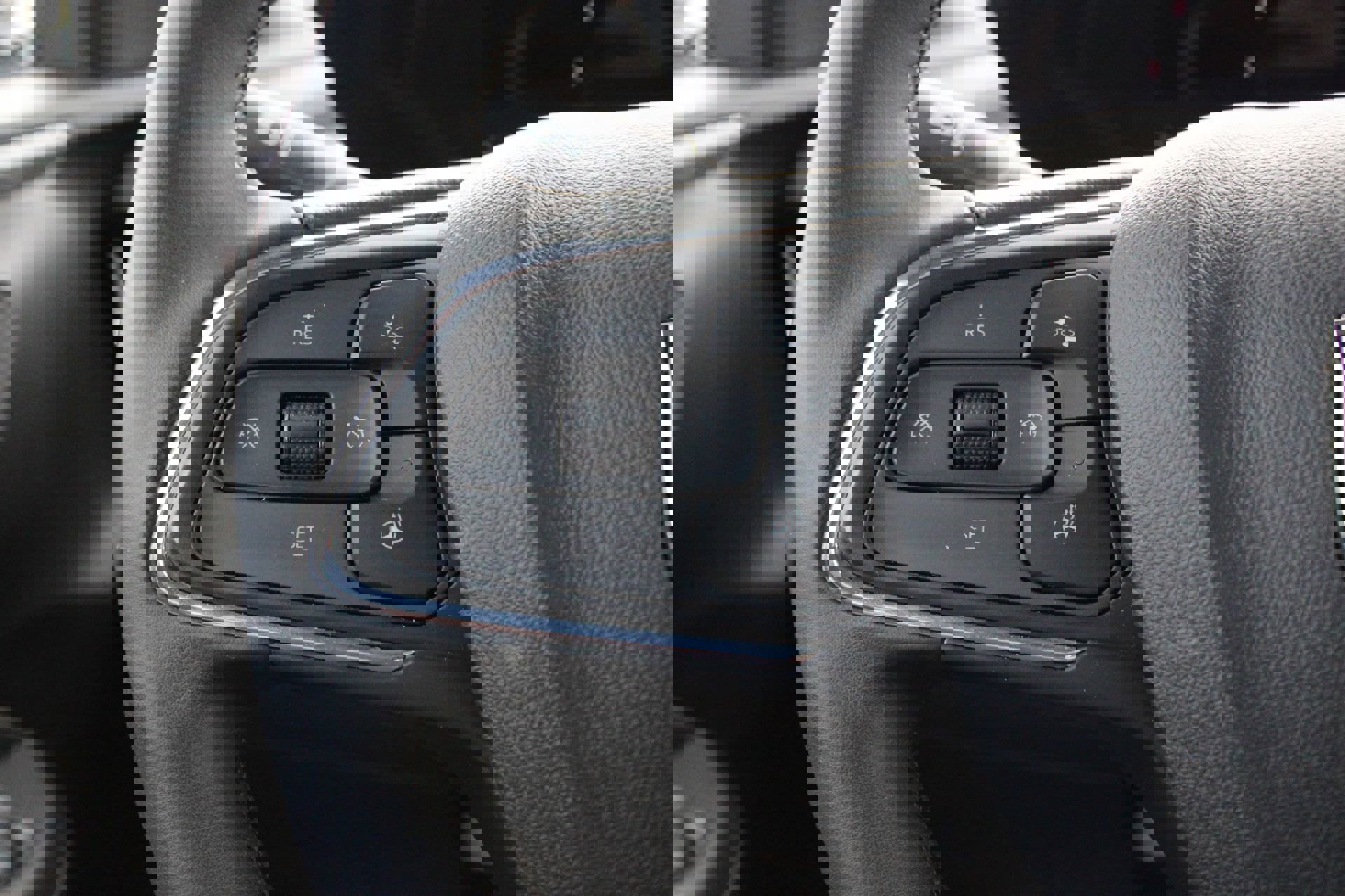 Used 2024 Buick Envista Sport Touring w/ Convenience I Package FWD image 26