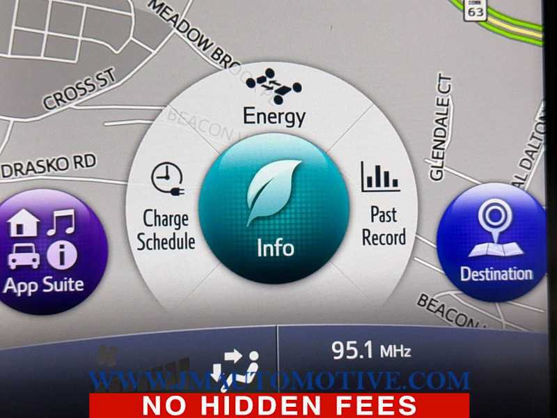 Used 2017 Toyota Prius Prime Premium FWD image 30