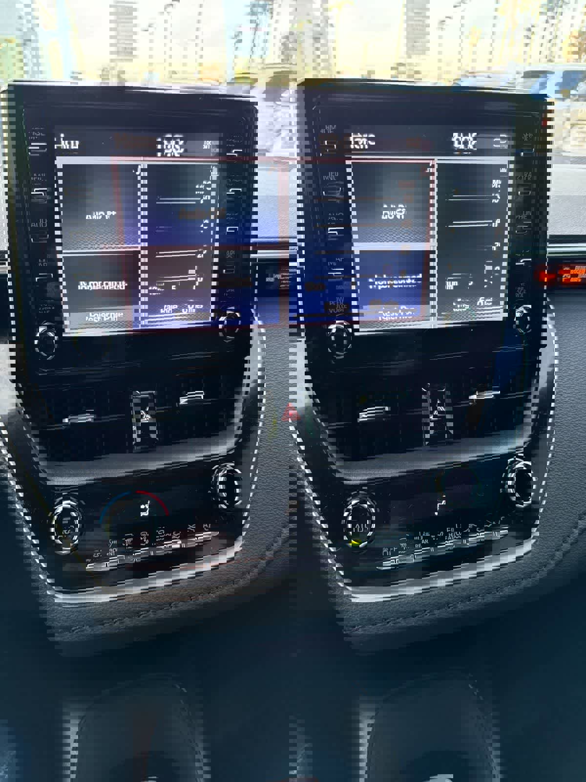 Used 2020 Toyota Corolla SE FWD image 9