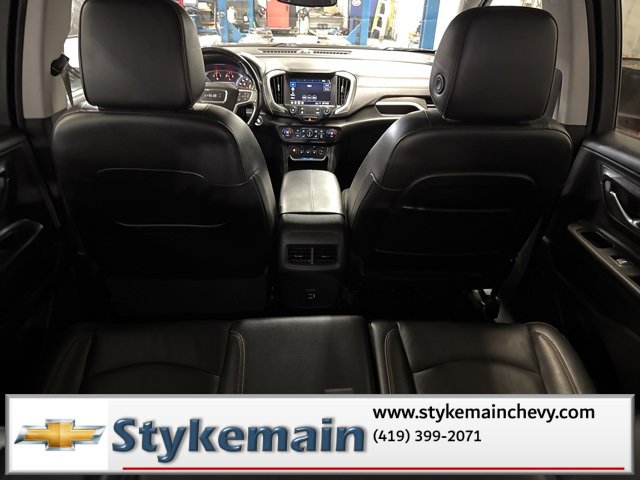 Used 2019 GMC Terrain SLT w/ Preferred Package image 17