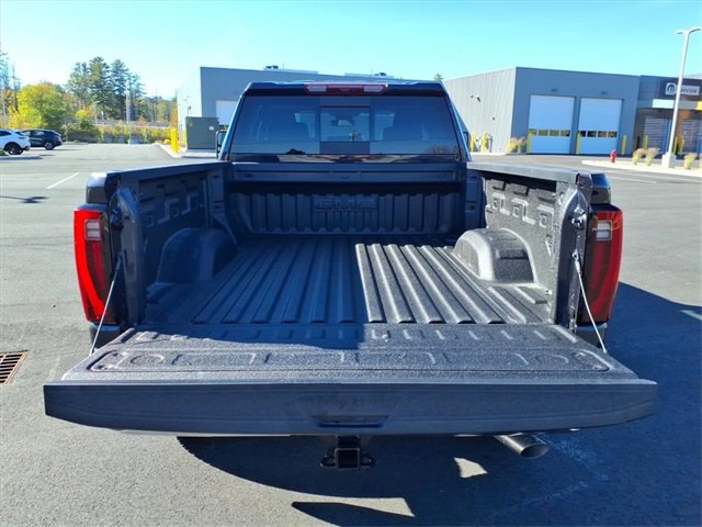 New 2026 GMC Sierra 2500 SLT w/ SLT Convenience Package image 7