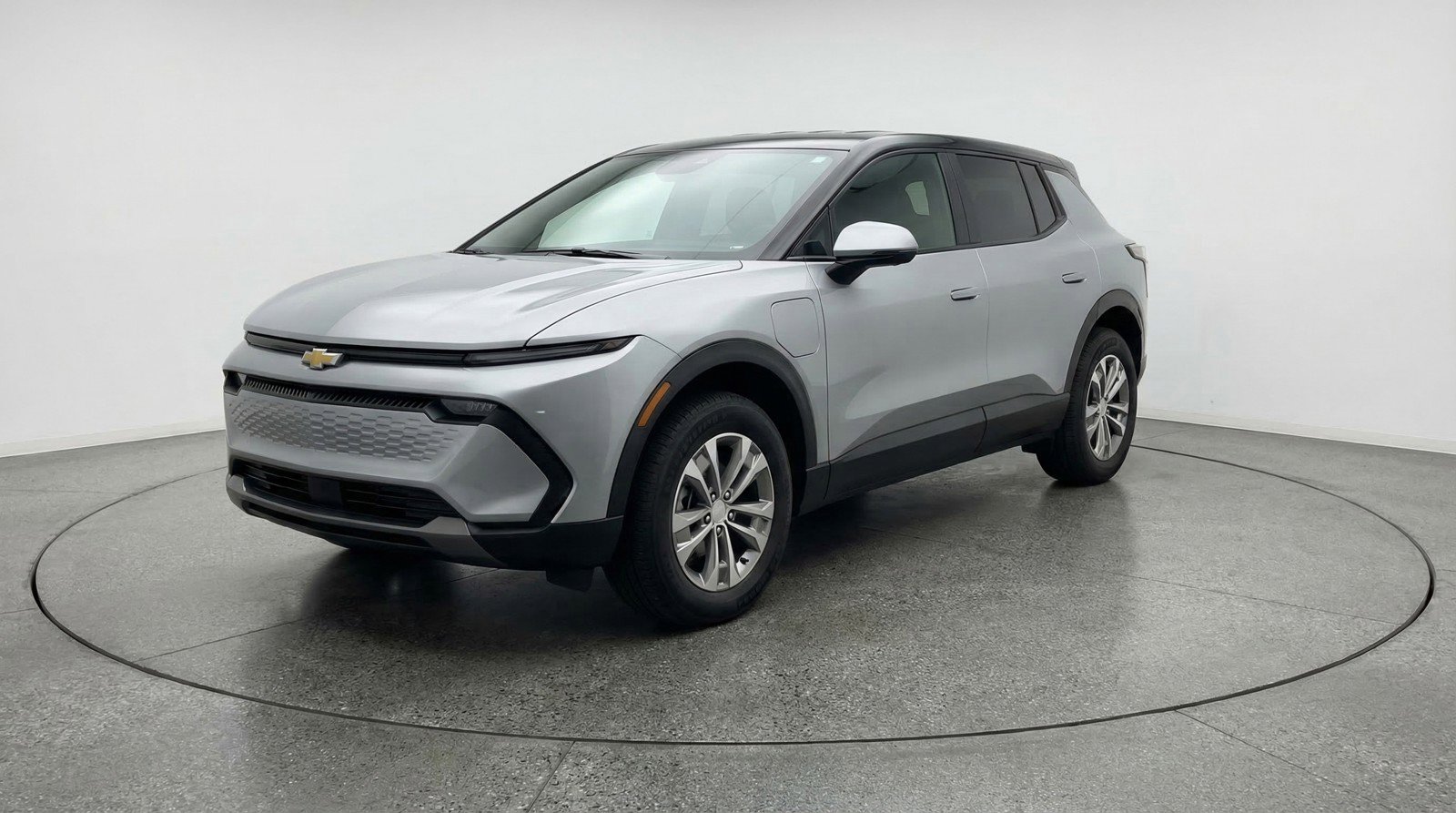 Used 2025 Chevrolet Equinox LT image 3