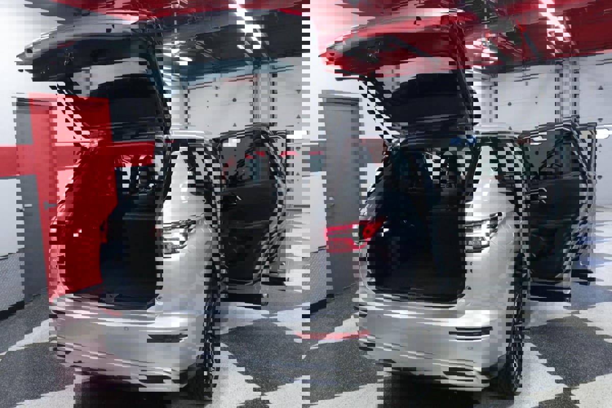 Used 2024 Mitsubishi Outlander SE image 27