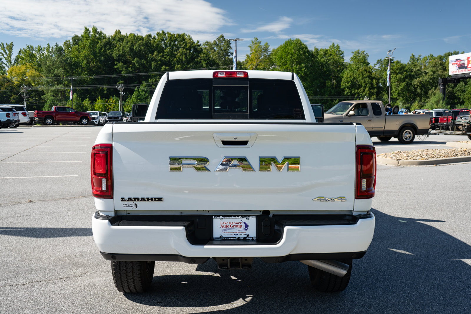 Used 2026 RAM 2500 Laramie AWD/4WD image 8